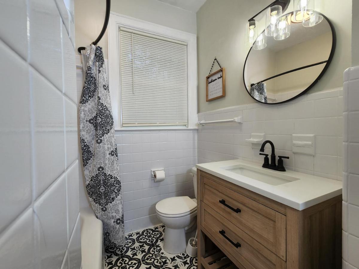 Spacious Centrally Located 3 Bed 2 Bath - Sleeps 8 Montgomery Exteriér fotografie